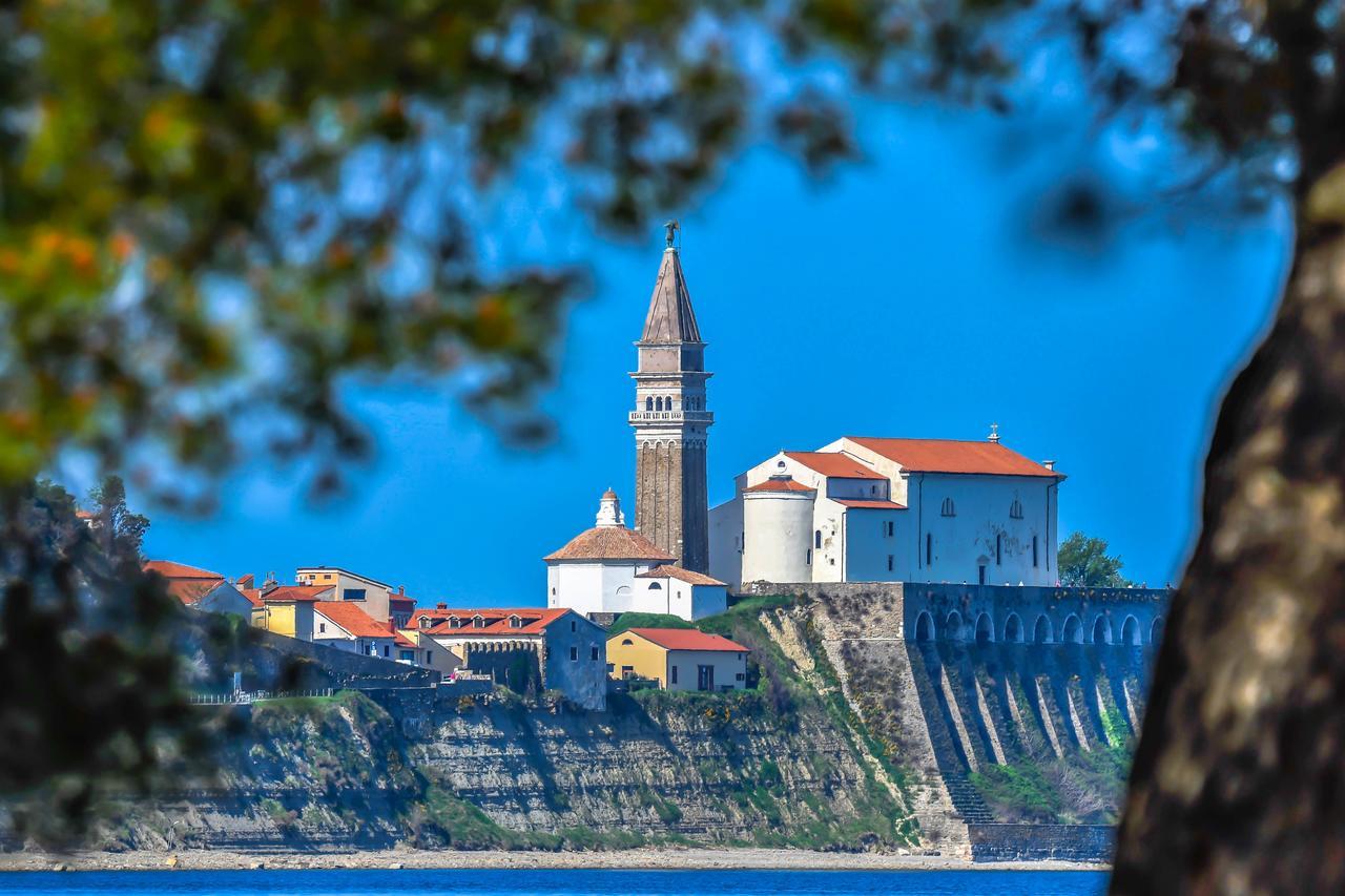 Hotel Lavender - Oleander Resort Strunjan Exterior foto